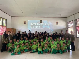 Coding Python Tingkatkan Literasi Digital Siswa Desa 2026