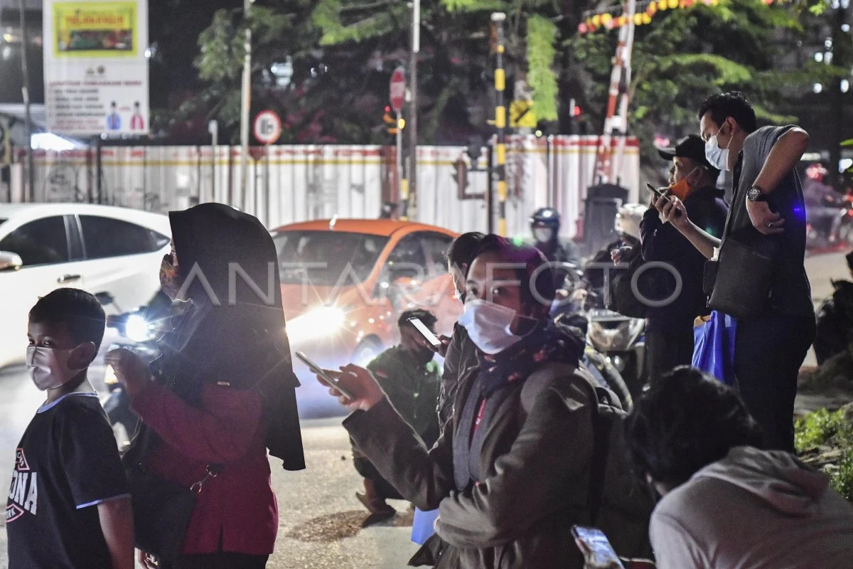 Evakuasi Kereta Bekasi Timur Berlangsung, Layanan Cikarang Terganggu