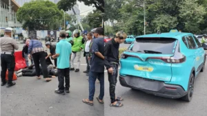 Insiden taksi Green SM di JPL 85 Ampera Pemicu Kecelakaan Kereta