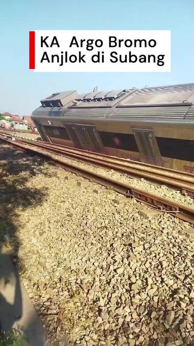 KA Argo Bromo Anggrek Tabrak KRL di Stasiun Bekasi Timur: Update Evakuasi 2026