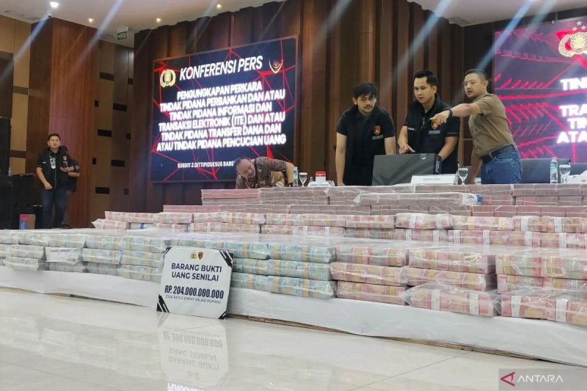 Kasus bobol rekening dorman BRI ungkap suap Rp 5 miliar