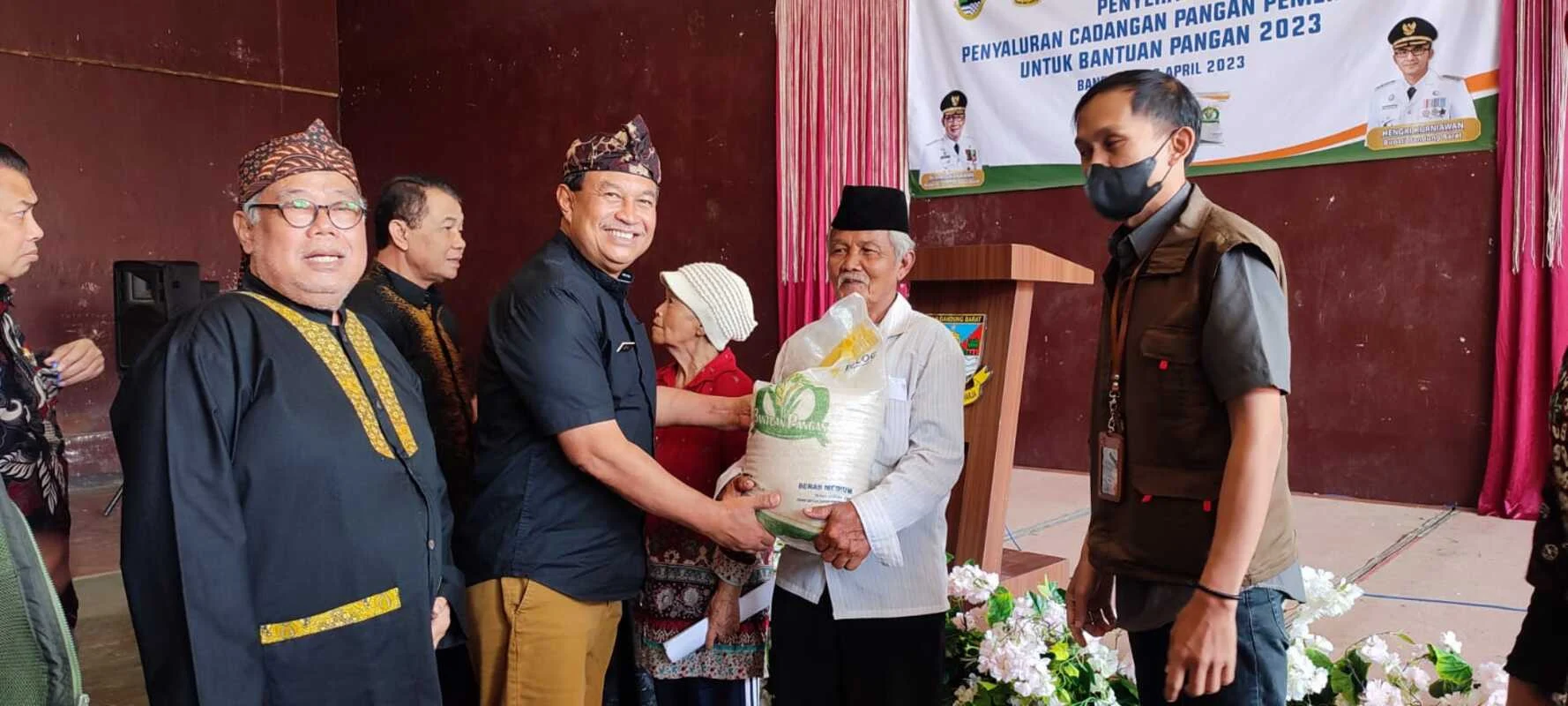 Santunan Korban Kecelakaan KA di Bekasi: Pemprov Jabar Janjikan Bantuan Rp 50 Juta