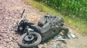 Truk nekat terobos perlintasan KA Dhoho di Blitar