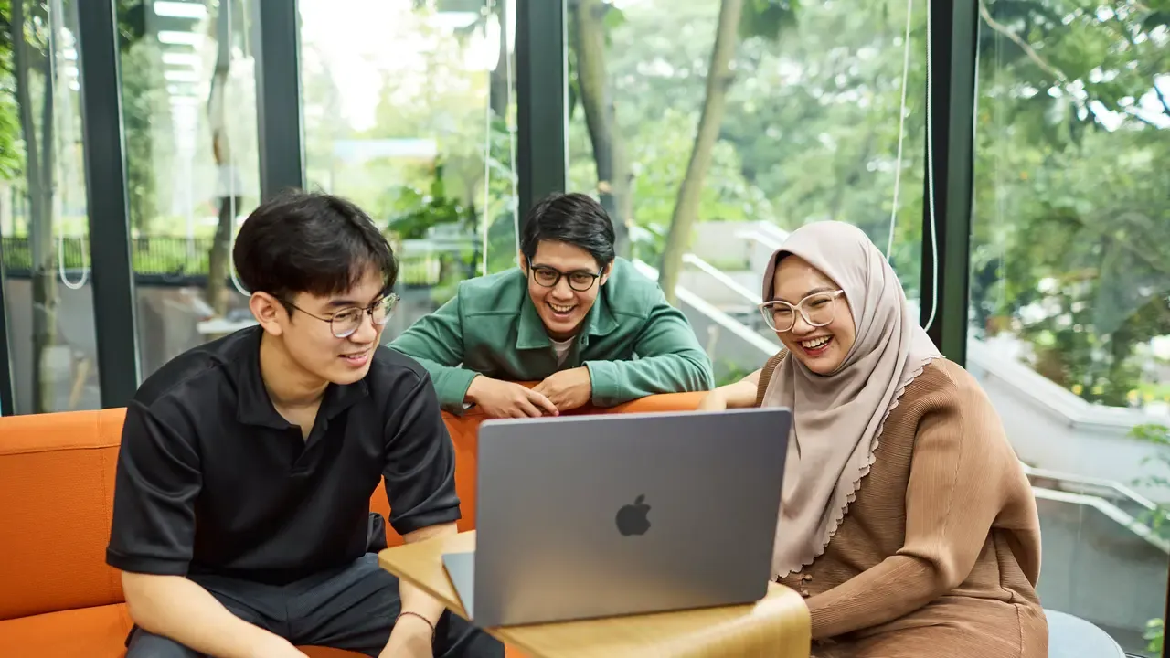 TypeCaster Jadi Game Unggulan Apple Developer Institute 2026
